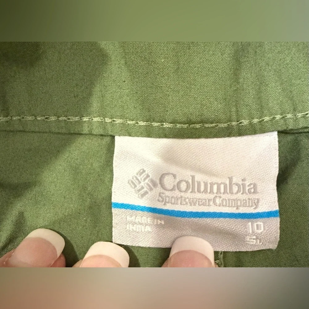 Columbia Holly Hideaway Washed Out Shorts Size 10πππππ - Picture 3 of 12